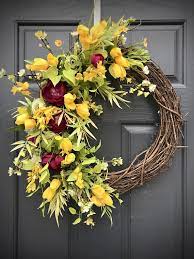 With the wire cutters or heavy scissors, cut the individual stems yellow just says spring to me. Pin On Wreaths 2