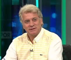 Semih yuvakuran (born 1 september 1963) is a turkish football manager, and retired footballer best known for his stints as a leftback for galatasaray and fenerbahçe in the süper lig. Survivor Berkay Onun Bizimle Alakasi Yok Demisti Cok Hakliymis Utku Yuvakuran Ve Ucuzlerini Bilmeseniz Kardes Bile Demezsiniz Takvim