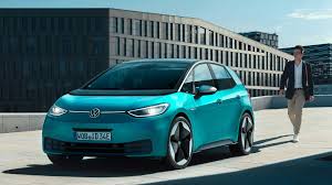 It was unveiled on 9 september 2019 at the frankfurt motor show, after being first shown as the i.d. Vw Id 3 2020 Im Test Volts Wagen