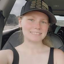 Who can provide tile crew services for a big project in Arkansas?