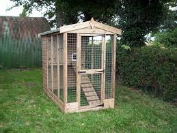 Nah, berikut ini aneka tempat tidur kucing yang bisa dibuat sendiri. Kandang Kucing Buatan Sendiri Kandang Kucing Kucing Desain