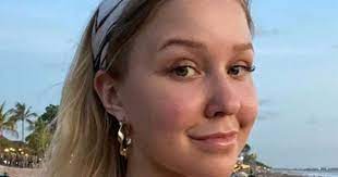 وفاة أصغر مليونيرة روسية 2020 مليونيرة روسية أناستازيا تروبيستيل لقيت الشابة الروسية أناستازيا تروبيستيل مصرعها على الفور إثر حادث سير ألم في جزيرة بالي الإ