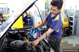Check spelling or type a new query. Shell Helix High Mileage 15w 50 Benarkah Pelincir Khusus Ini Boleh Beri Kesan Positif Kepada Enjin Lama Paultan Org
