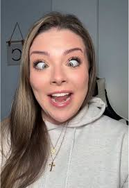 🫣 it be like that sometimes 🫣 #bipolar #rideitout #youreworthit #healing  #ily #fyp #foryoupage