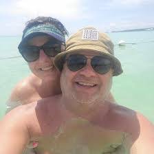 Lana Hewitt's Instagram, Twitter & Facebook