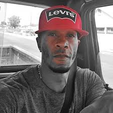 Bernard Leonard's Instagram, Twitter & Facebook