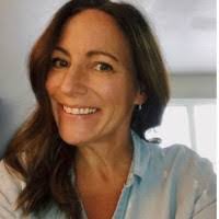 Nora Walton's Instagram, Twitter & Facebook