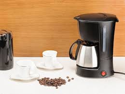 We review the 3 best coffee makers under $50. Top 15 Best Coffee Makers Under 50 To Buy 2021 Reviews