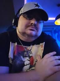 Then and now photo comparison at 18 and 35 years old