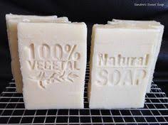 Savon Doux Pour Le Visage Savon Doux Recettes De Savon Savon Fait Maison