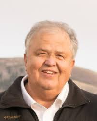 Francisco Renteria's Instagram, Twitter & Facebook