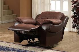 An uncomfortable recliner chair can often be fixed by making a few adjustments. How To Fix A Recliner That Won T Close Easy Solutions