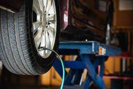 Pulak tu masa drive kereta laju. Selain Stereng Bergegar Ini Lima Petanda Menunjukkan Alignment Kereta Sudah Lari Maskulin