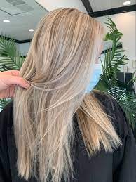 Platinum Blonde With Money Piece Blonde Hair Inspiration Balayage Hair Blonde Hair Shades