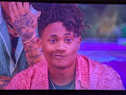 Something is in my box , waiting till next year to scare me 🤣 even my  phone thought it was a face 🤣