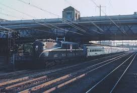 prr gg1 4887 with train 131 the morning congressional arriving at the trenton nj station on september 3 1965 train pennsylvania railroad trenton