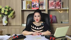 Sau khi chỉ trích bà nguyễn phương hằng ,vy oanh gặp biến lớn.cộng đồng mạng tiếp tục rần rần. Lcx9mkk6qzodlm
