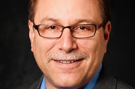 Email Enigma: When the Boss's Reply Is Cryptic