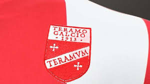 100 anni con un mito che ha fatto la storia. Recupero Della Terza Giornata Il Teramo Si Sbarazza Anche Del Foggia Ed E Secondo