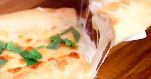 Recette Pizza Boat Aux Quatre Fromages Recette Pizza Recettes De Cuisine Recette