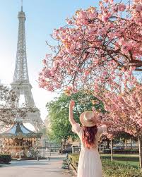 Coming Back To Paris After An Amazing Trip To Spain With Guerlain I Was Happy To Discover That The Places T Paris In Spring Paris In April Paris Background