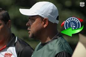 Dos ex Motagua: Los cinco fichajes que Raúl Cáceres le ha pedido al Vida  para el