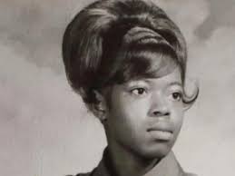 Fundraiser for Dushawne Simpson by Kristin Simpson : Gladys  “Poochie”Simpson funeral and memorial costs