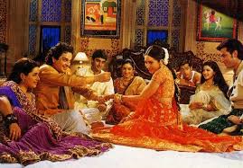 Hum Saath Saath Hain Love This Movie Its 3hrs But Worth Watching Hum Saath Saath Hain Bollywood Actors Good Movies Like a pair of swans.