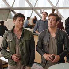 Bones And Kirk Star Trek Funny Fandom Star Trek Star Trek Beyond