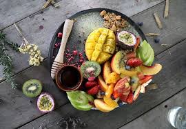 How To Hydrate Without Drinking Water By Sadhguru Fitnish Com Flexitarian Diet Fruit Health Benefits Gluten Free Diet Plan