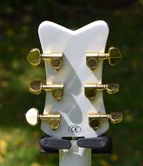 Gretsch is mostly known for the twanging, rockabilly tone of its hollow body electric guitars, but has always made acoustics as well. Gretsch Rancher Penguin Parlor Acoustic Chasingguitars