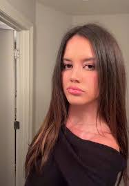 Taylor Mccombs's Instagram, Twitter & Facebook