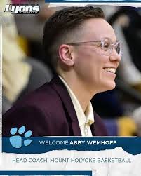 Ashley Coble's Instagram, Twitter & Facebook