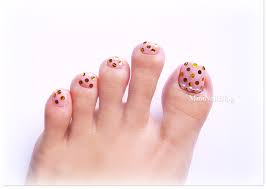 Pink And Gold Pedicure Nailbees Hello my lovelies in today's pedicure tutorial i will show you how to paint your toe nails perfectly at home.