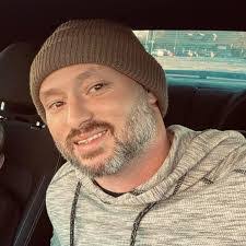 Rosemarie Morse's Instagram, Twitter & Facebook