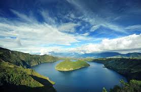 Ecuador ist ein land voller kultureller und historischer sehenswürdigkeiten, die alle von naturwundern umgeben sind und landschaften zwischen üppigen tropischen regenwäldern und. Entdecken Sie Die Top 10 Sehenswurdigkeiten Im Anden Hochland