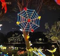 Momovalley High Quality IP65 LED Spider Glowing Lights 3D Simulation  Material for Outdoor Halloween Decoration Holiday Lighting