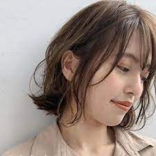 顔のたるみ 口元のたるみは 顔筋トレ で改善する lee ヘアスタイル ロング スタイリング剤 ボブ