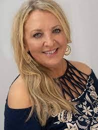 Lynne Braswell's Instagram, Twitter & Facebook