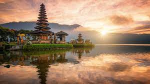 There is an entry fee of idr 50,000 per person to this place. Hindu Temple Pura Ulun Danu Bratan On Bratan Lake Bali Indonesia Windows 10 Spotlight Images