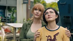 Крис пратт, брайс даллас ховард, джеймс кромуэлл и др. Jurassic World Diese Lesbische Szene Schaffte Es Nicht In Den Film Ze Tt