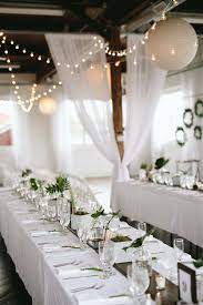 Getting Married In An Industrial Wedding Venue But Haven 39 T Decided On A Look These 5 Minimalist Wedding Decor Wedding Decor Inspiration Minimalist Wedding