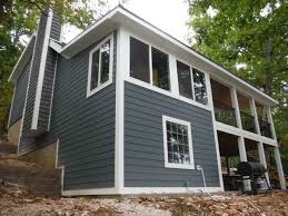 Accentuate corners, columns, fascia, doors, windows and more with hardietrim™ fibre cement boards. James Hardie Evening Blue Siding W Arctic White Hardie Trim Lake Ozark Mo Exterior St Louis By Siding Express Maintenance Free Siding Houzz