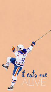 En 2012, la ligue de hockey de l'ontario lui donne le droit de jouer au niveau junior à 16 ans. Have Three Connor Mcdavid Phone Wallpapers That Are All Mostly The Same Except For Where The Words Are Lol Nhl Wallpaper Hockey Ice Hockey