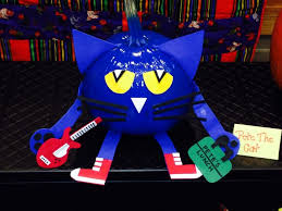 Pto Pumpkin Raffle Pete The Cat Pumpkin Character Pumpkins Pumpkin Books Pumpkin Halloween Decorations