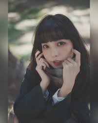 2025的第一場拍攝第一次參加阿存的團拍就不用多說什麼了吧！一定是美的那種🙏 （補充一下這系列皆為手動鏡拍攝） 模特： @moo0515 人像攝影