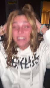 bella burke (@bellaburke.25)