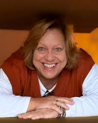 Joann Nash's Instagram, Twitter & Facebook