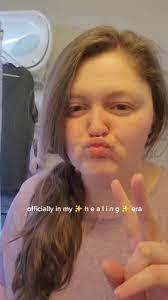 Katie Lacourse's Instagram, Twitter & Facebook