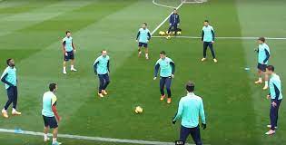 You Know You Want To Read The Rest Barcelona S El Rondo Passing Drill Http Soccertraininglab Com El Rondo Passi Passing Drills Passing Drills Soccer Drill